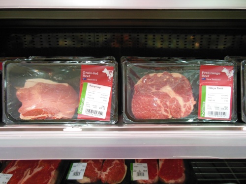 Grass fed beef from NZ and Grain fed beef from Australia. I really like that you can buy the two side by side. I wish I’d found two comparable cuts so I could compare the prices…